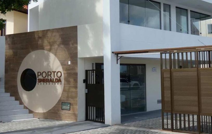 Apto Guarajuba Praia Condominio Porto Smeralda-100 Metros Da Praia Ngoại thất bức ảnh
