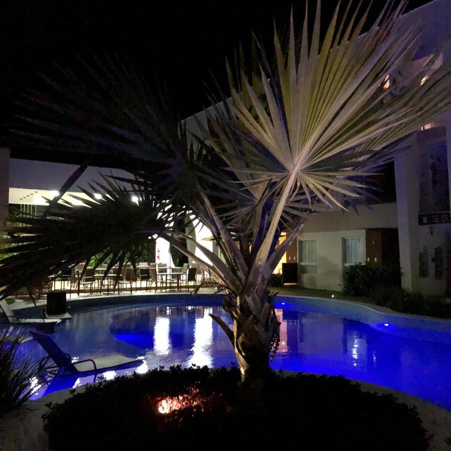 Apto Guarajuba Praia Condominio Porto Smeralda-100 Metros Da Praia Ngoại thất bức ảnh