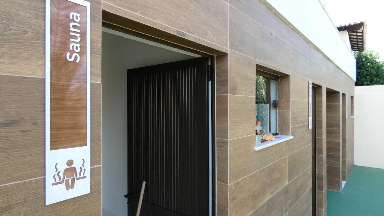 Apto Guarajuba Praia Condominio Porto Smeralda-100 Metros Da Praia Ngoại thất bức ảnh