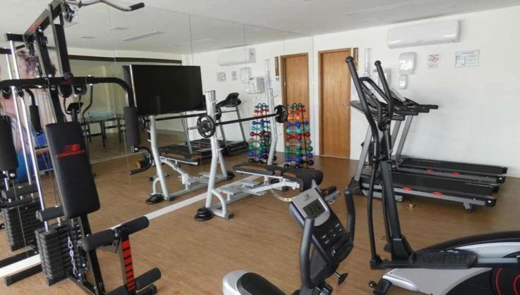 Apto Guarajuba Praia Condominio Porto Smeralda-100 Metros Da Praia Ngoại thất bức ảnh