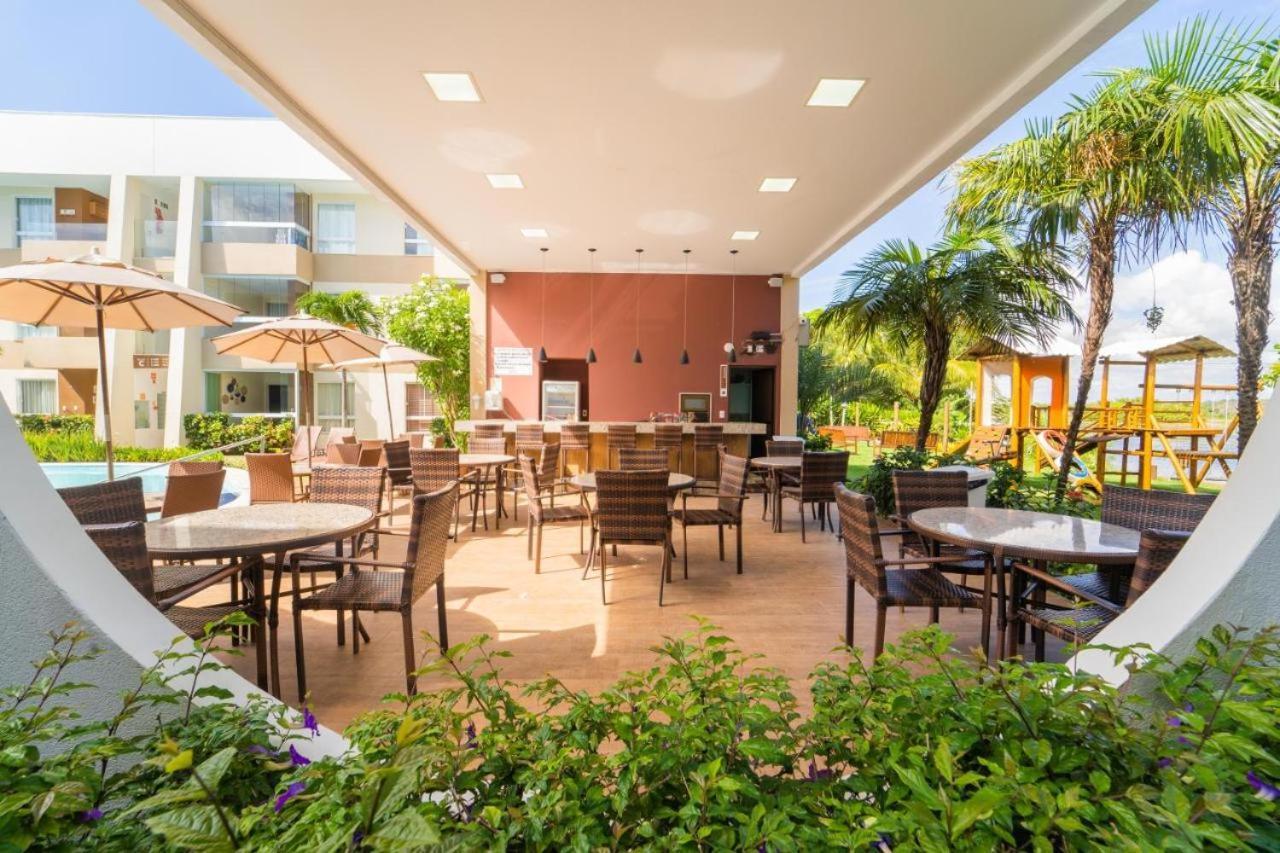Apto Guarajuba Praia Condominio Porto Smeralda-100 Metros Da Praia Ngoại thất bức ảnh